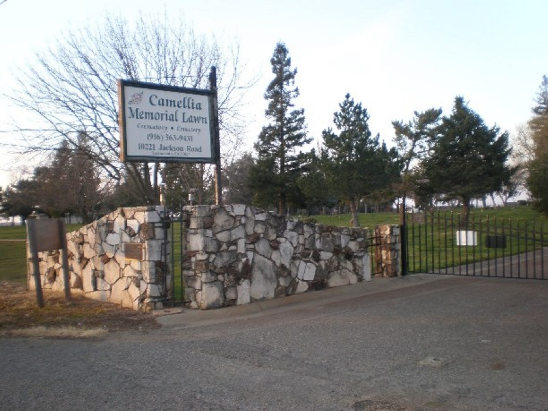 Camellia Memorial Lawn Cemetery